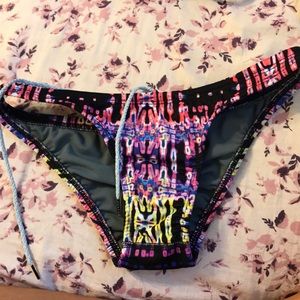 Jolyn eléctrica bottoms